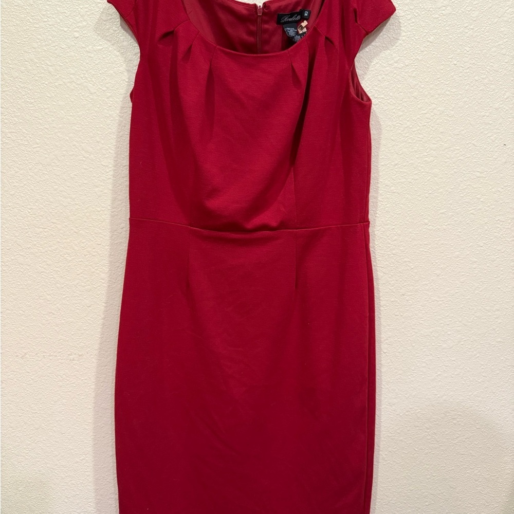 Roulette Chic Scarlet size 10